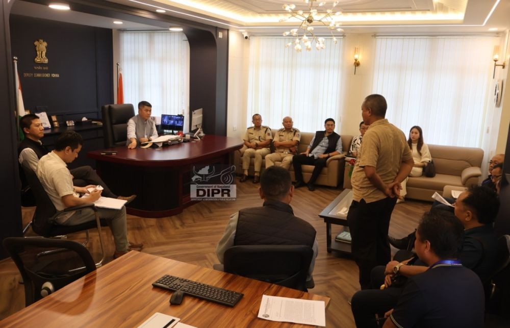 Kohima Deputy Commissioner B Henok Buchem addressing a meeting with representatives of the North East Federation of Truck Owners and Drivers Union on July 21. (DIPR Photo)